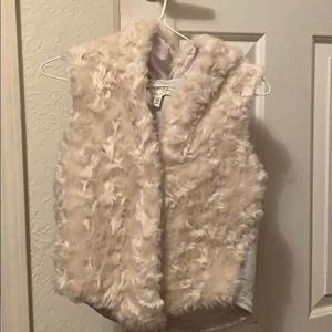 Jessica Simpson Girls hooded faux fur vest